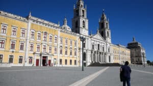 Rui Macedo va recréer des peintures disparues du Palais de Mafra.