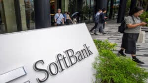 Softbank est passé de pertes à des bénéfices de 2.460 millions au 1er trimestre.