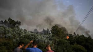 Trente incendies actifs ce matin. Trancoso et Moimenta da Beira en résolution.