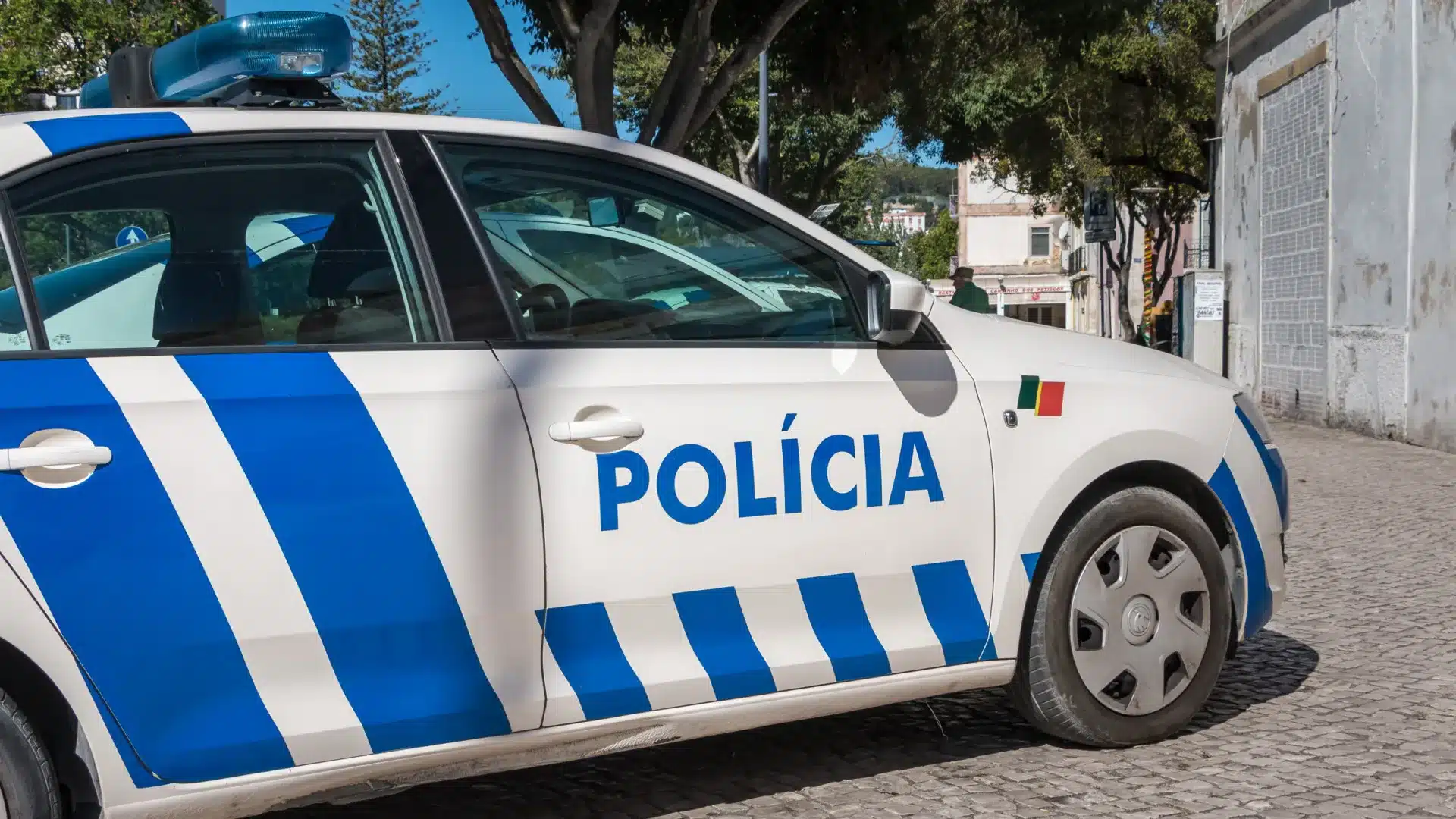 Un homme se barricade chez lui à Barreiro après avoir tiré sur son beau-frère.