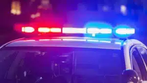 Un jeune se fait poignarder à la main en essayant d'empêcher un vol à Bragança.