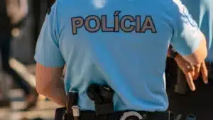 Violence domestique : Un homme soupçonné d'avoir agressé sa femme à Aveiro a été arrêté.
