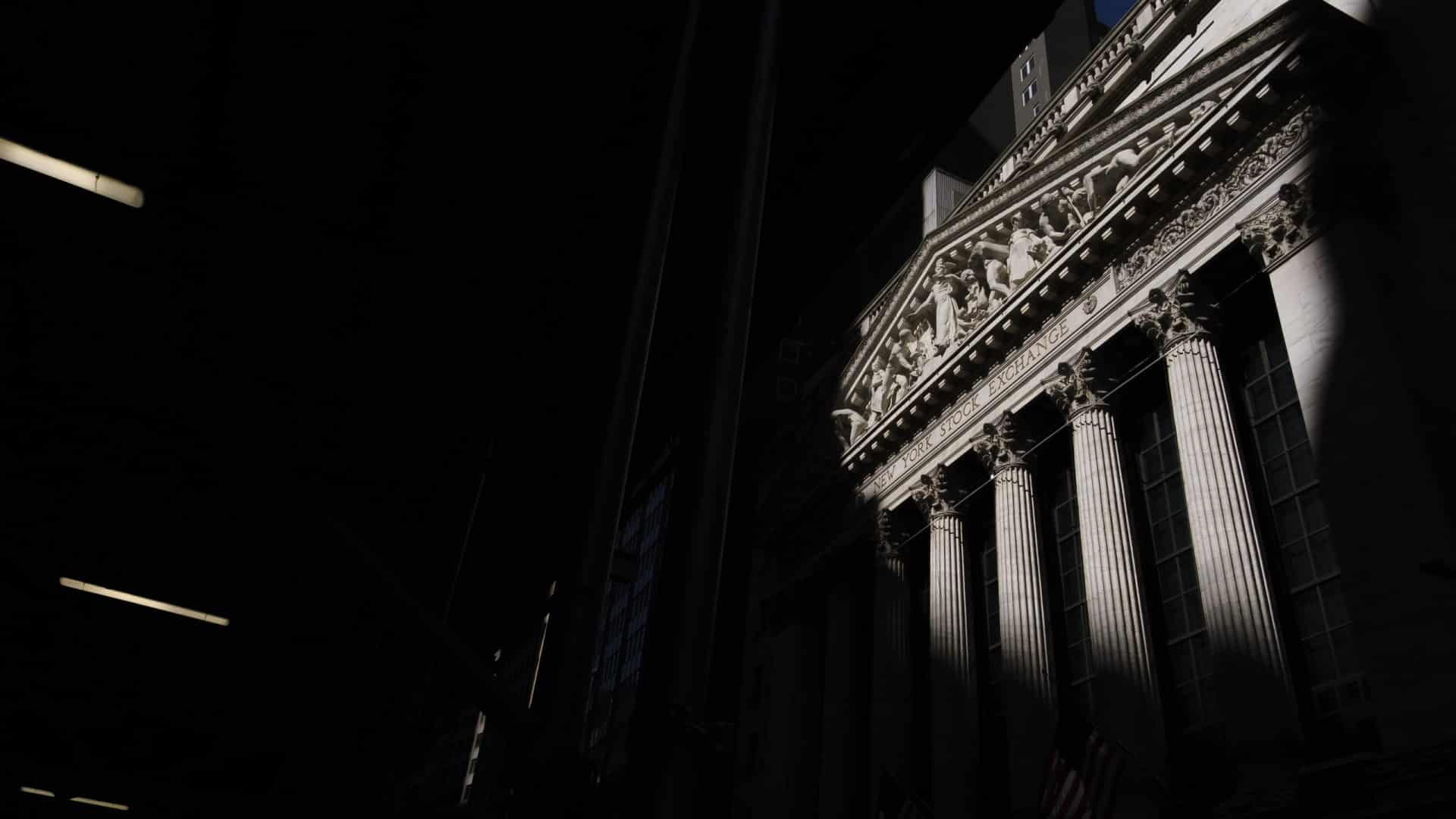 Wall Street ouvre en hausse en attendant le discours du président de la Fed.
