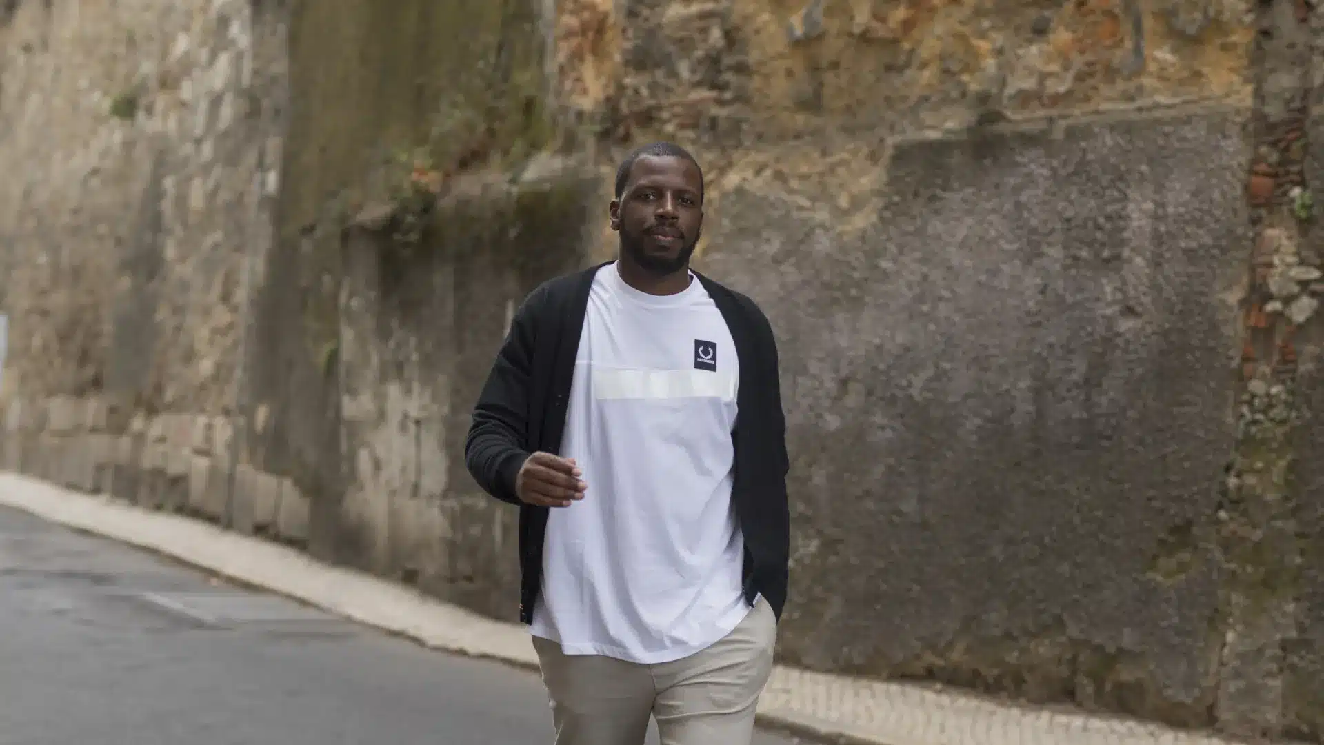 'Adilson', le premier opéra de Dino D'Santiago, est présenté aujourd'hui à Lisbonne.