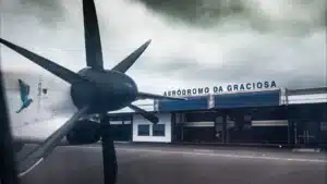 Aérogare de Graciosa avec des dommages qui peuvent conditionner l'opération aérienne