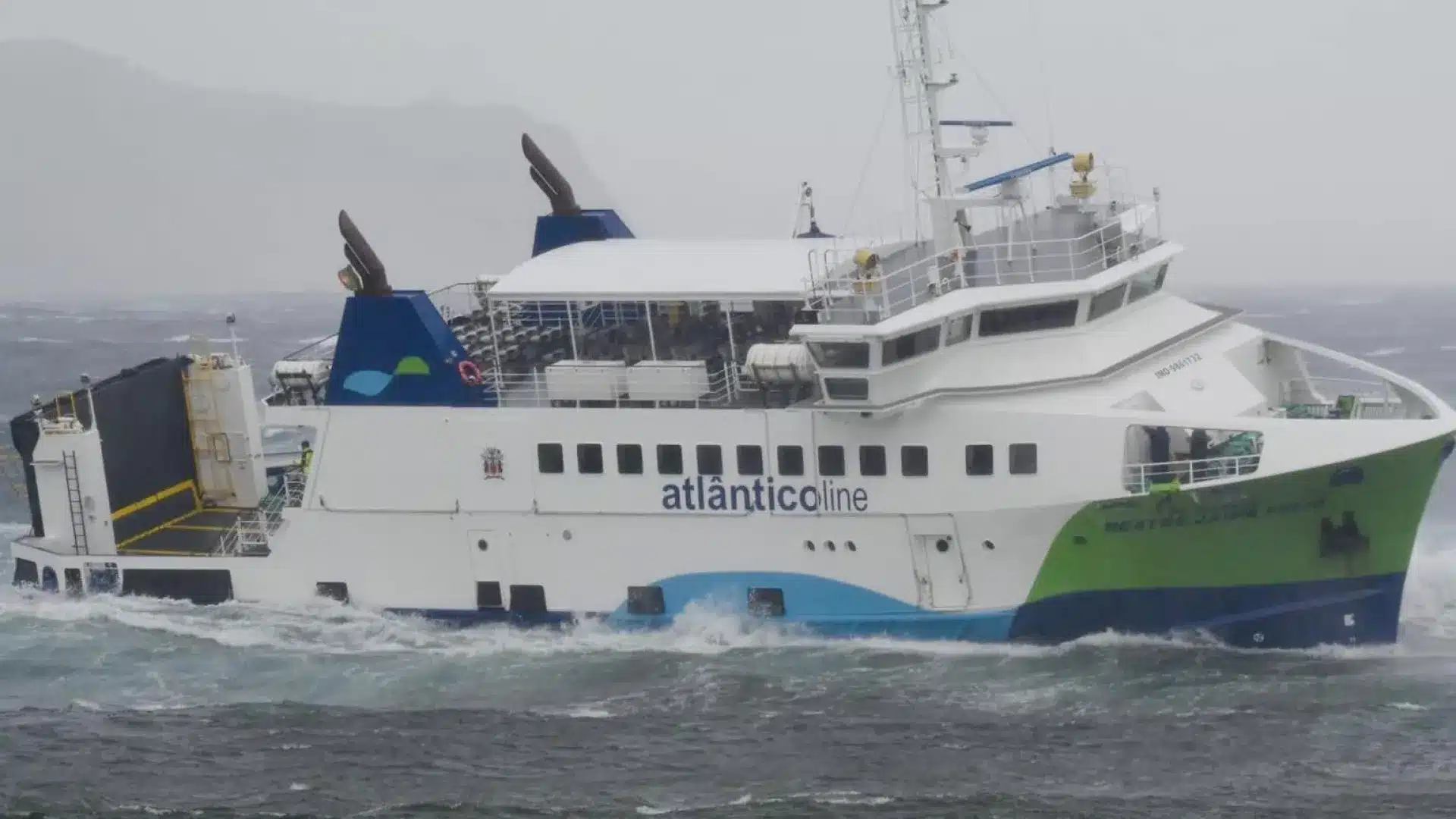 Atlânticoline annule des voyages aux Açores en raison du cyclone Gabrielle.