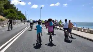 Attention ! 'Bougez-vous en bord de mer' va couper la circulation sur l'avenue dimanche.