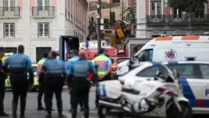 Avenida da Liberdade, à Lisbonne, coupée à la circulation entre Rua da Alegria et Rossio