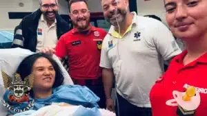 Bébé né en route vers Almada. Les urgences de Barreiro étaient fermées.