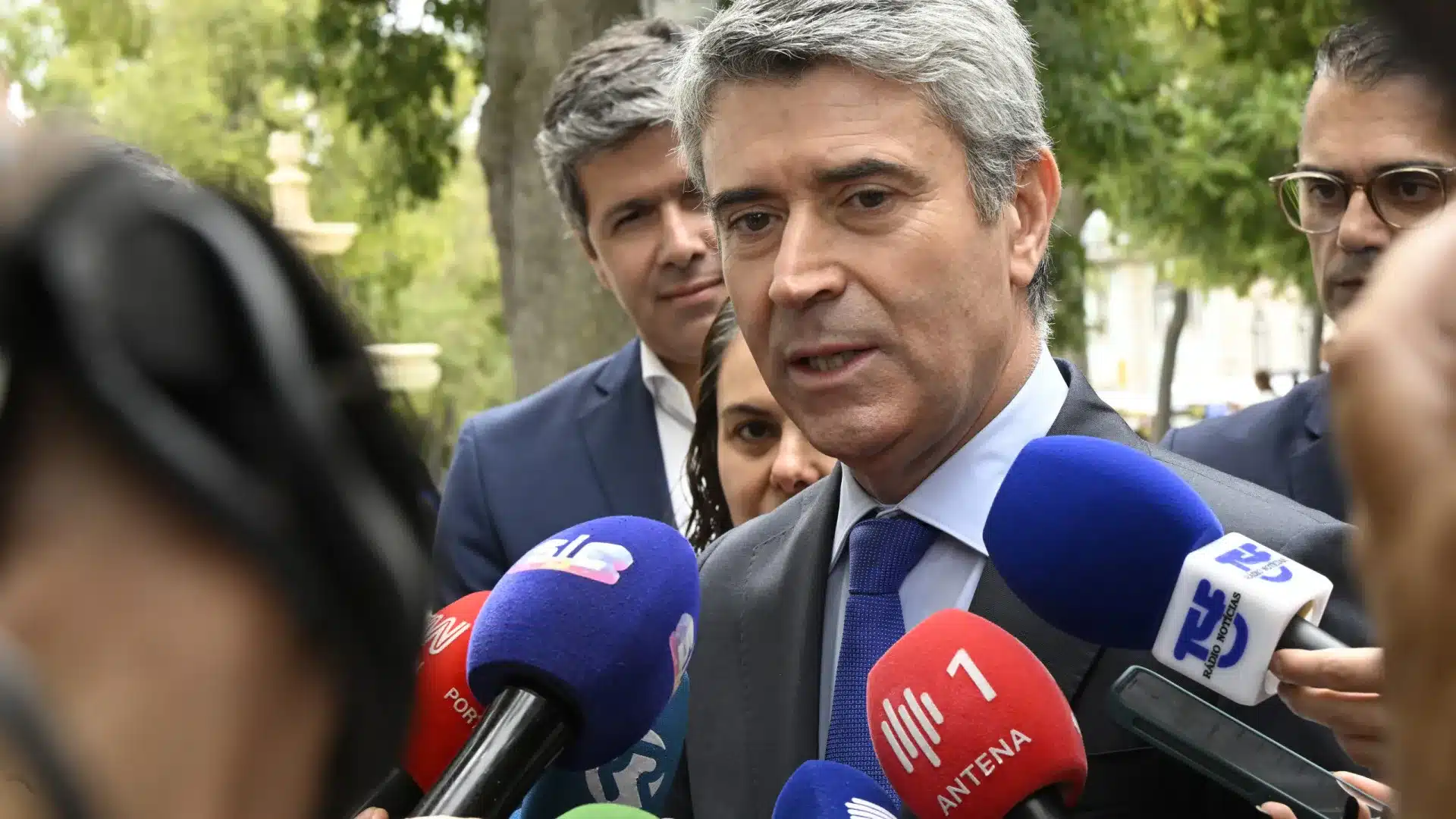 Carneiro demande "une réflexion" à Marcelo sur la suppression de la FCT.