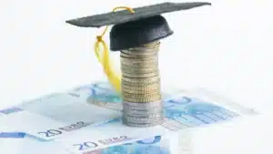 Catarina Barros et Carolina Novo remportent les Bourses Penguin de 15 000 euros.