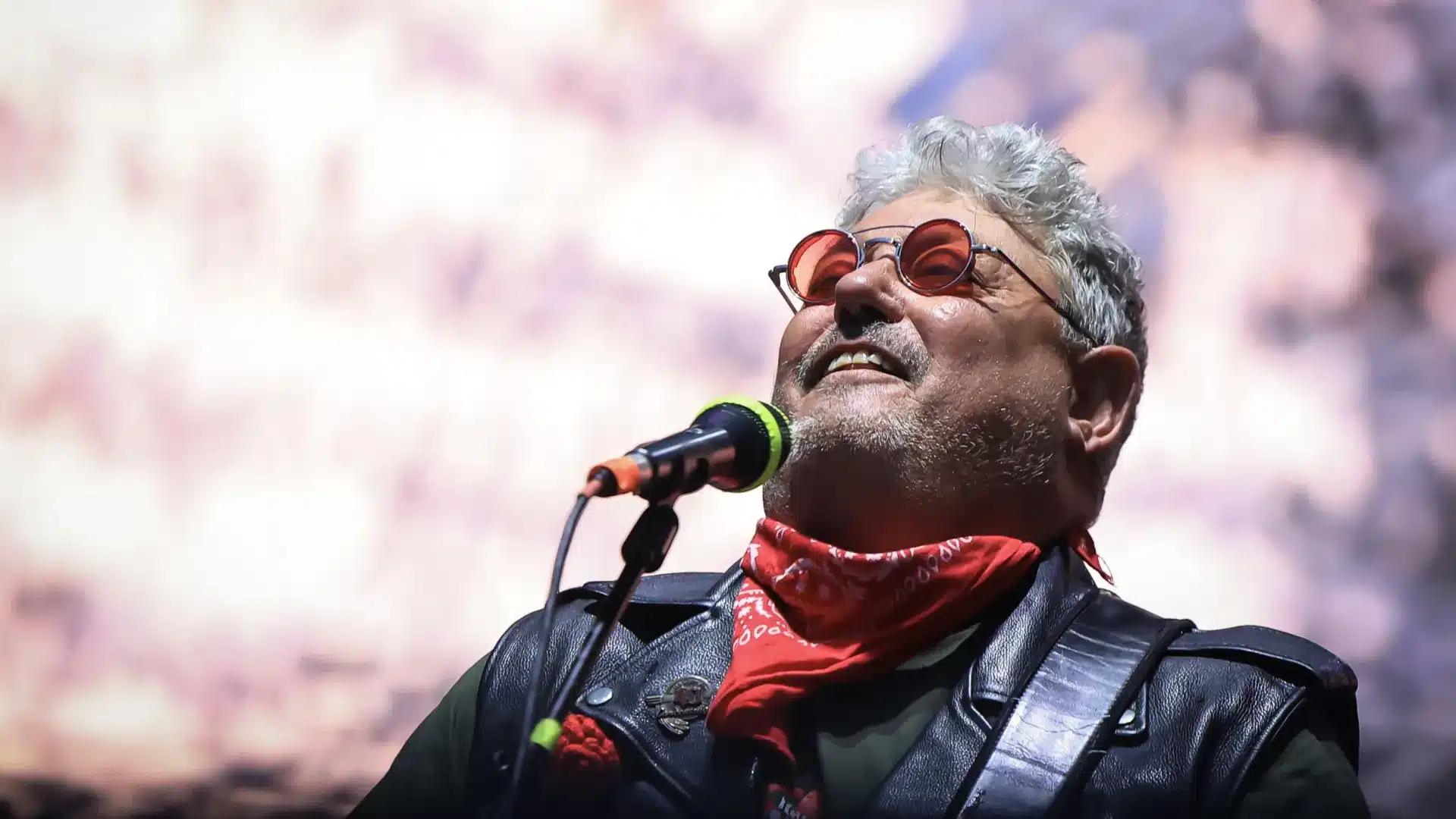 Concerto de Tim à Lisbonne pour les 50 ans de carrière avec une nouvelle date.