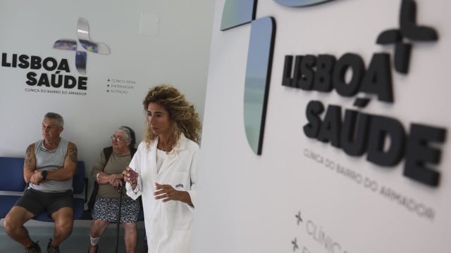 Consultations à l'heure et cachupa dans les cliniques des quartiers aux mille couleurs