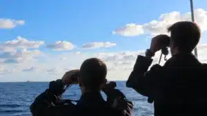 Des hommes armés prennent des otages à bord d'un navire au large de l'Algarve.