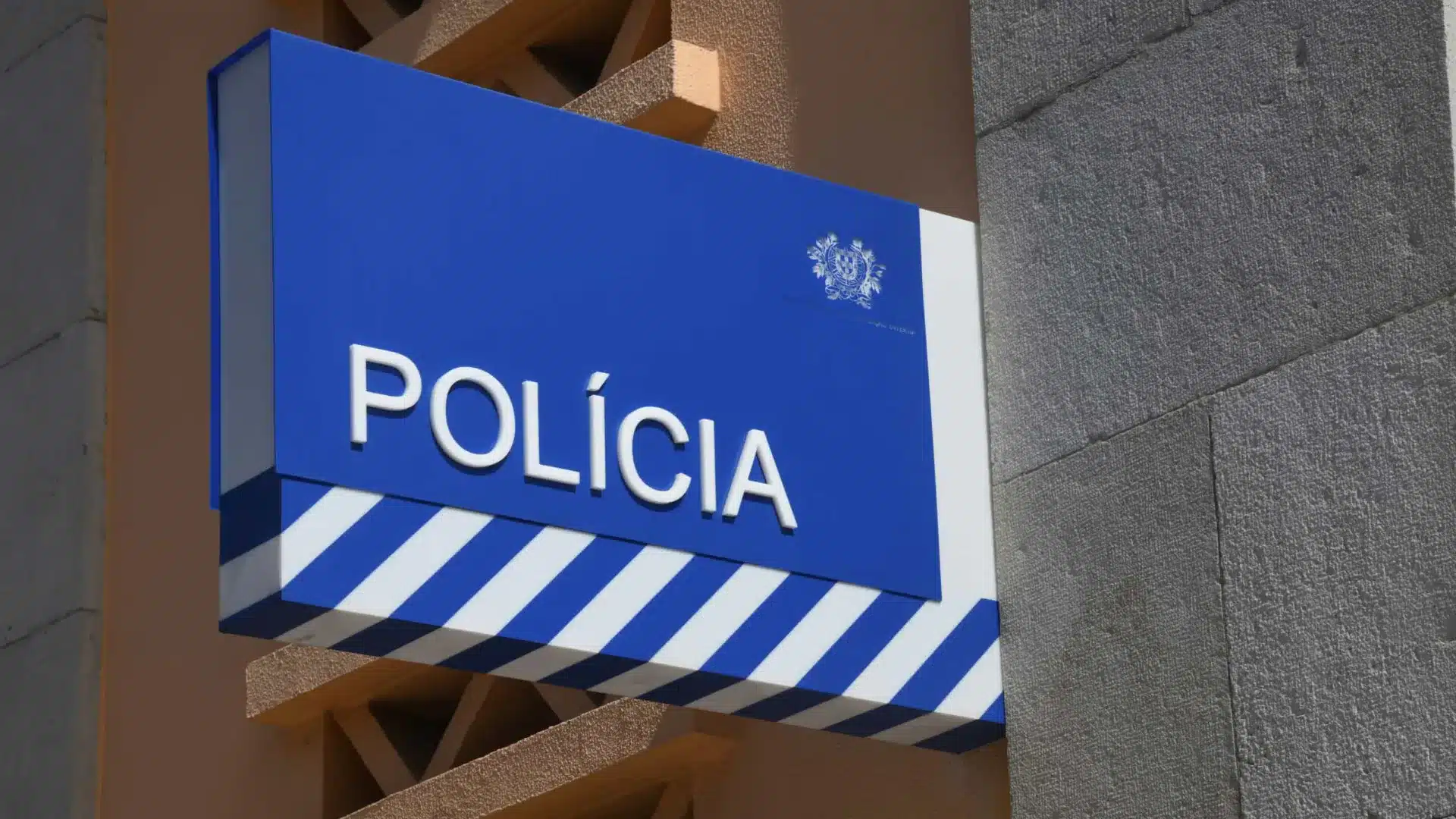 Détention préventive pour le suspect d'avoir agressé une femme à Valongo.