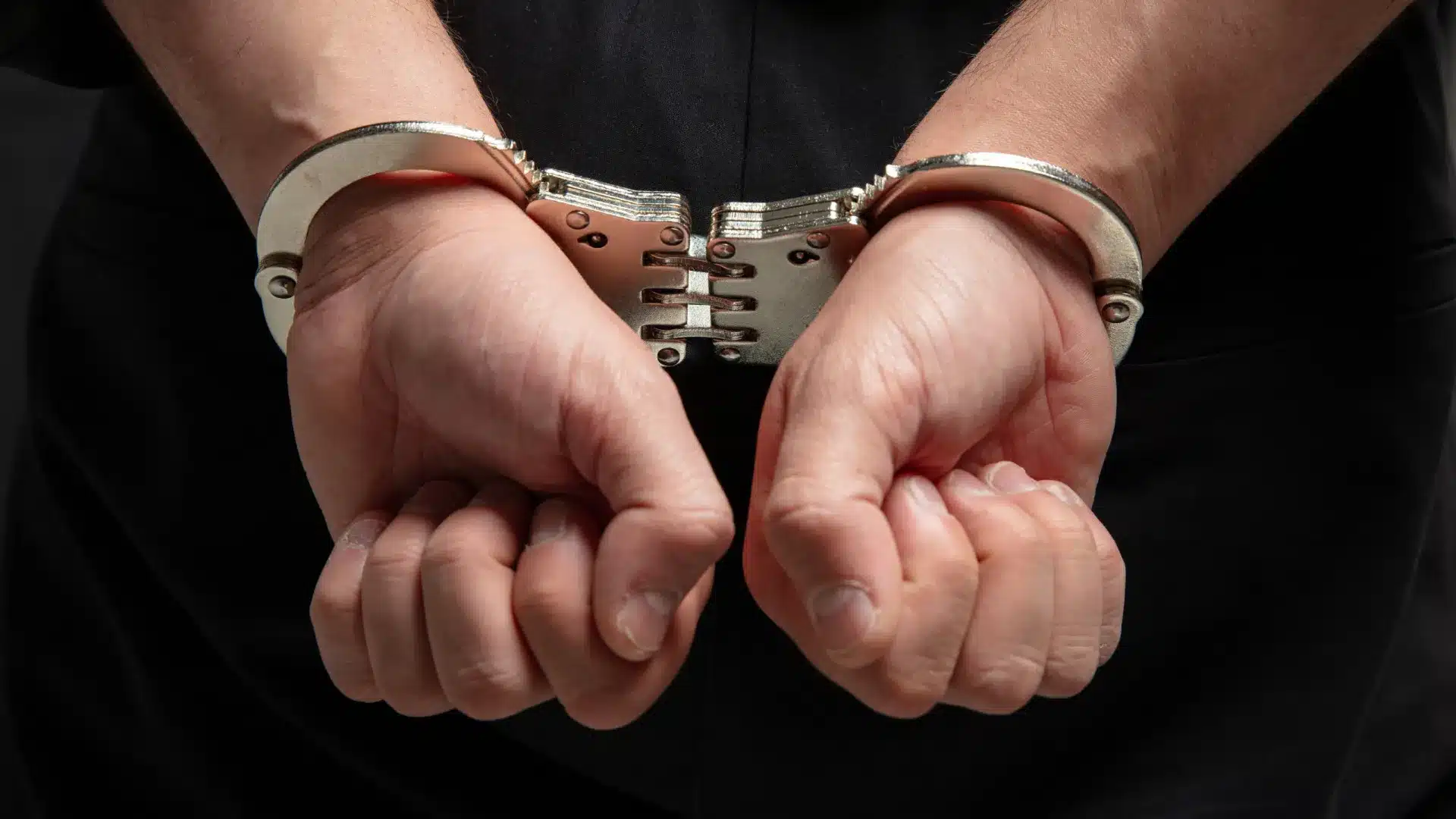 Détention provisoire pour trois suspects de trafic à São Miguel
