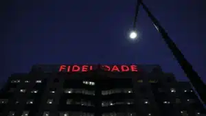 Fidelidade vend 40 % de sa participation dans Luz Saúde au groupe australien Macquarie.