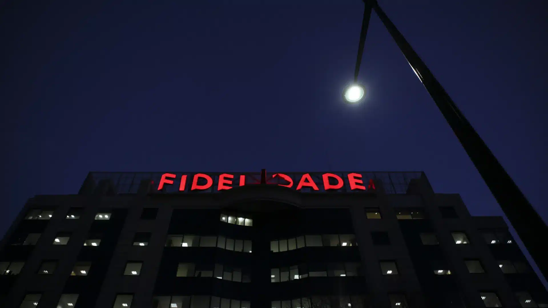 Fidelidade vend 40 % de sa participation dans Luz Saúde au groupe australien Macquarie.