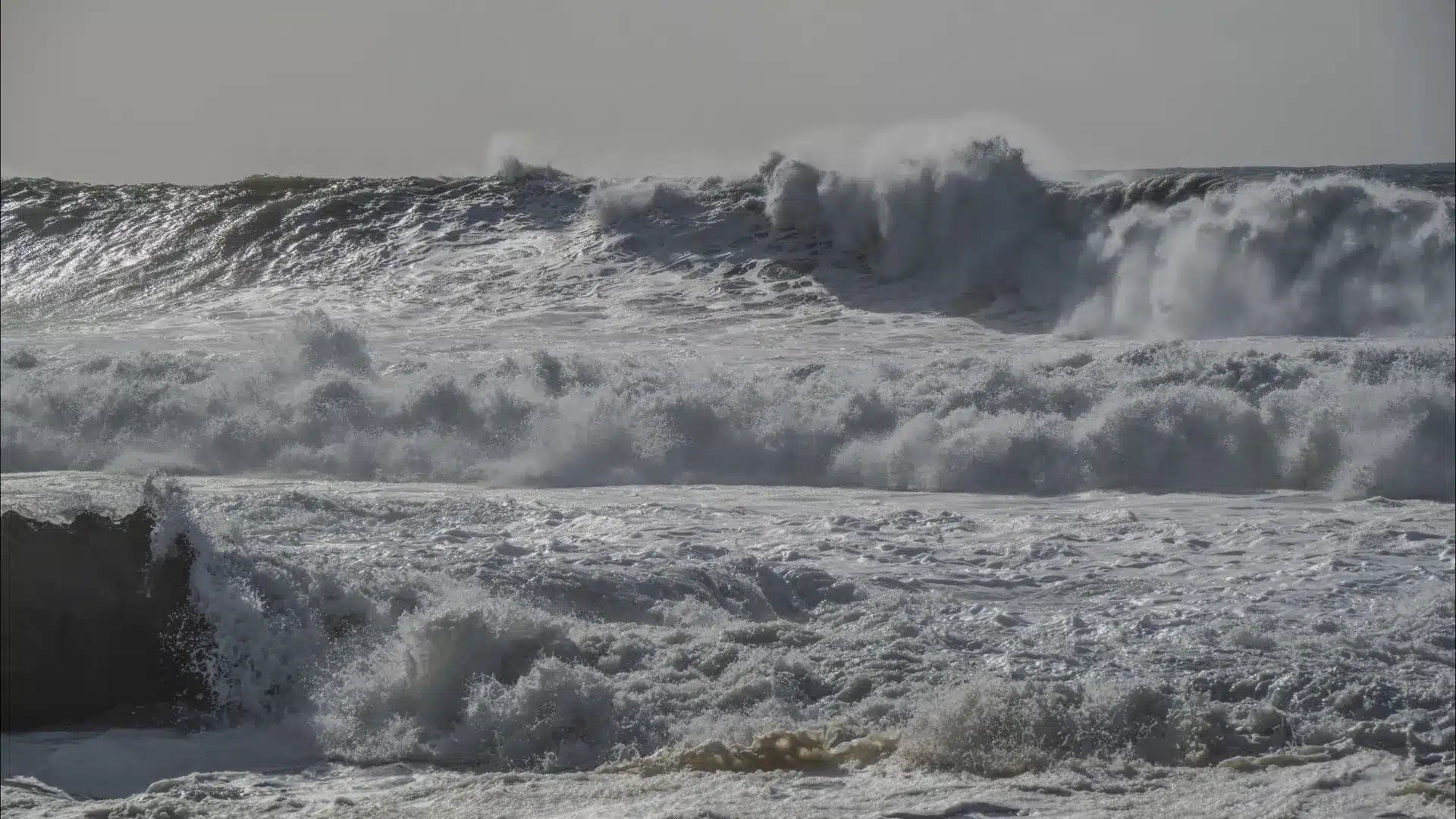 Gabrielle arrive ! L'autorité maritime alerte sur les conditions de la mer