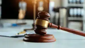 Homme accusé de meurtre qualifié d'un voisin jugé à Leiria