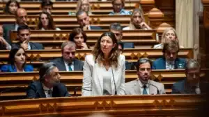 Il promet de lutter contre les "vieilles machines partisanes".
