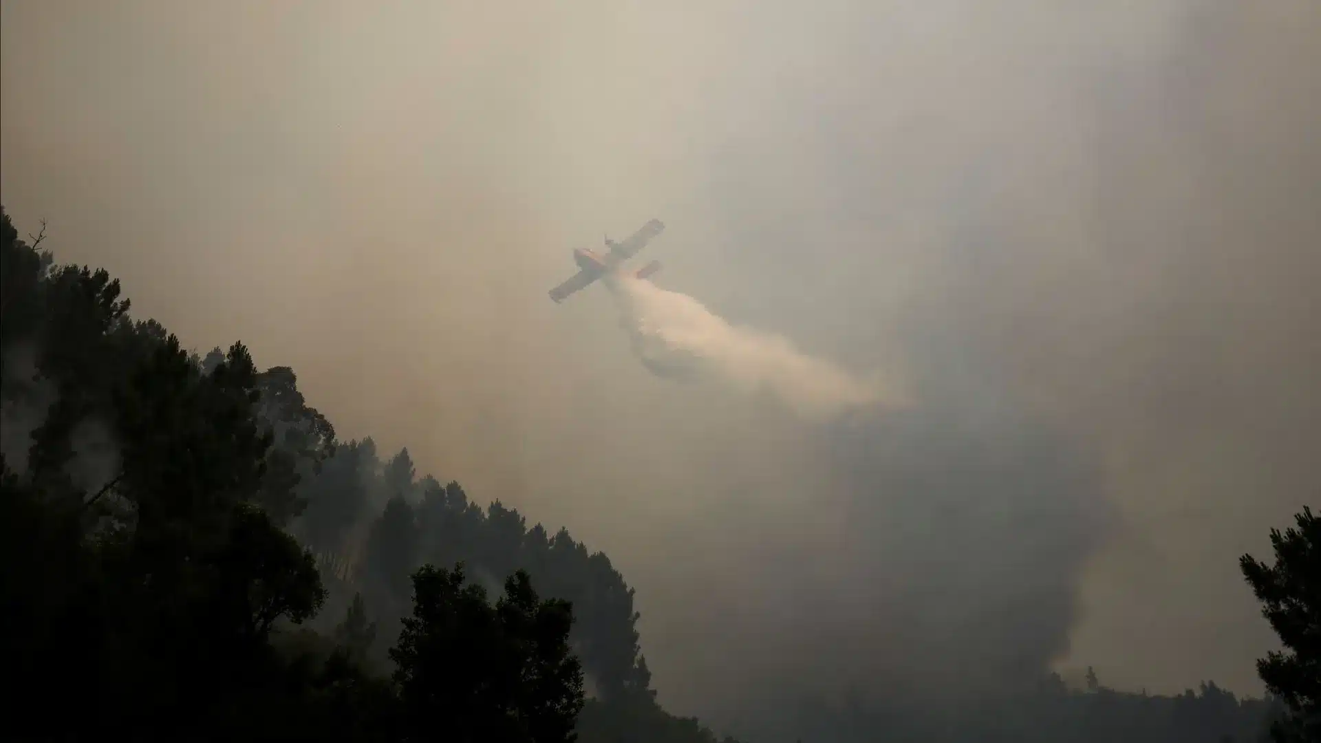 Incendie à Lagos mobilise plus de 600 opérateurs et huit moyens aériens.