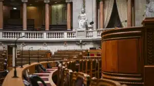 IRC : Modifications de l'incitation à augmenter les salaires approuvées en généralité