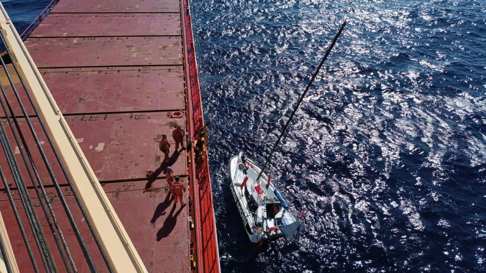 Japonais sur un voilier en danger de sombrer secouru au large de Caminha