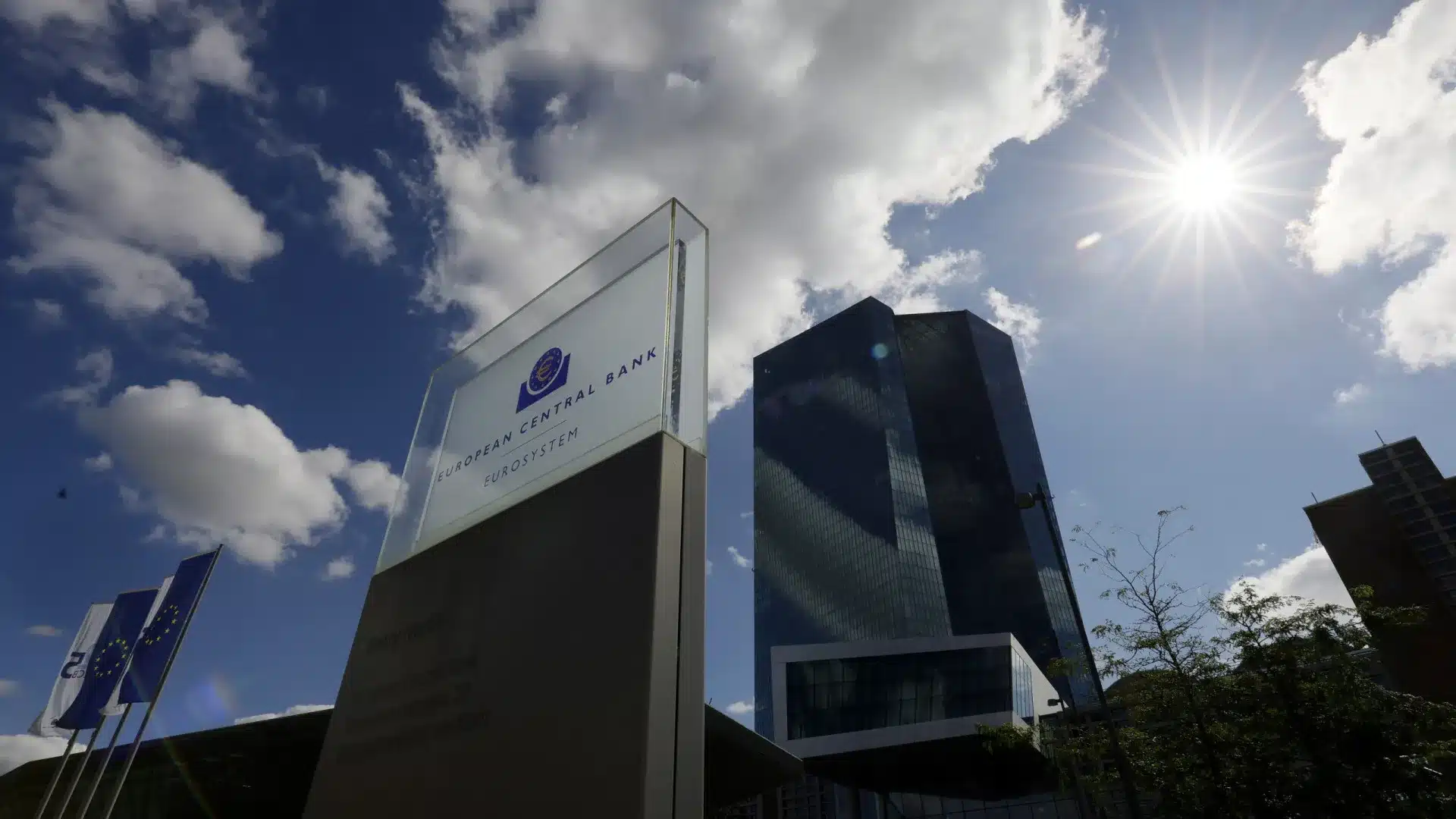 La BCE améliore ses prévisions de croissance de l'économie de la zone euro.