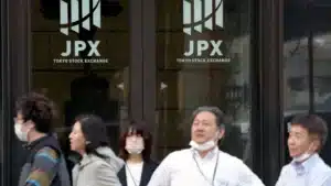 La Bourse de Tokyo ouvre avec le Nikkei en hausse de 0,4 %.
