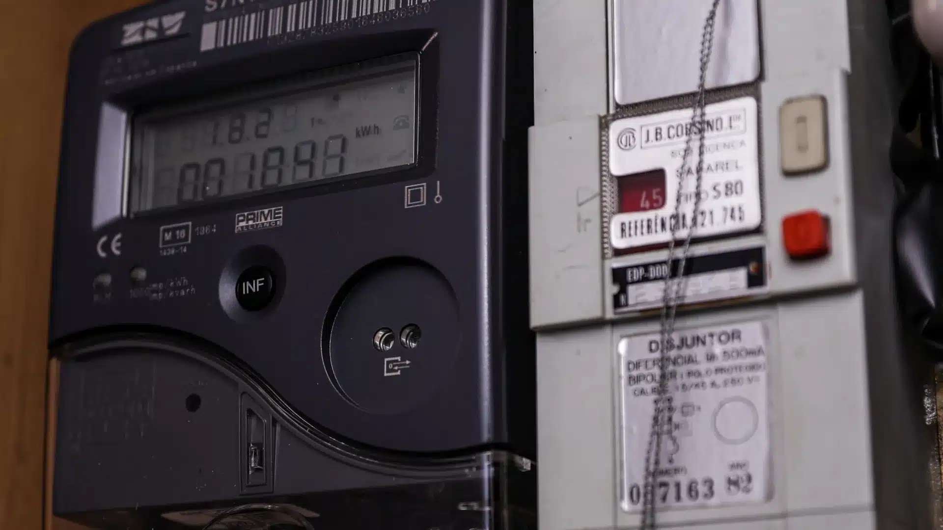 La chaleur a augmenté la consommation d'électricité au Portugal.