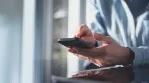 La nouvelle ligne de prévention du suicide aura le numéro propre 1411.
