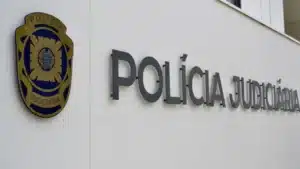 La PJ arrête à Cascais un homme condamné au Brésil à 27 ans pour trafic.