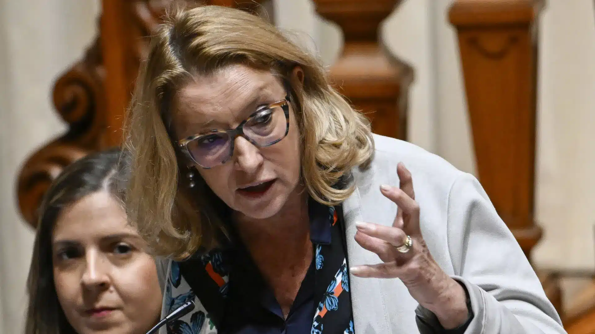 La révision du travail renforcera la "compétitivité de l'économie".