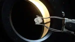 L'Angola va mettre aux enchères par voie électronique 36 diamants.