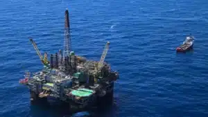 Le Brésil dépasse cinq millions de barils quotidiens de pétrole et de gaz.