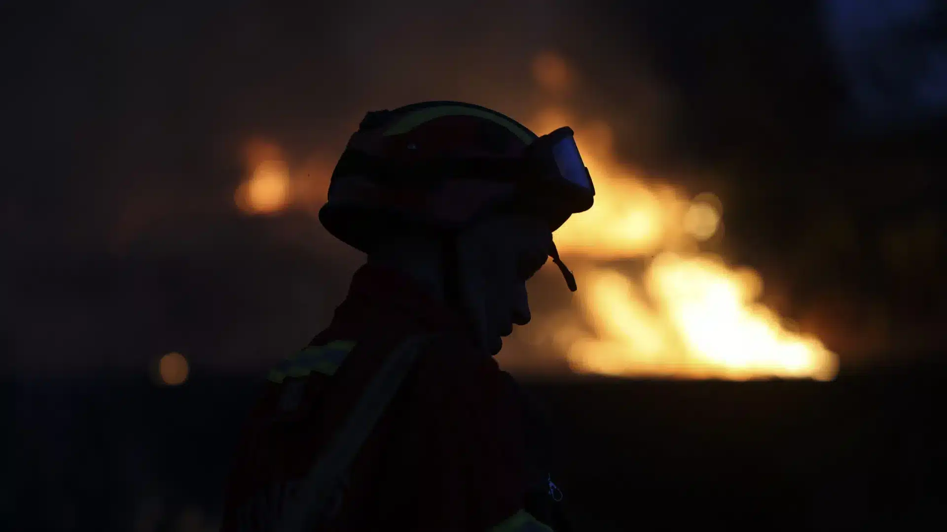 Le combat contre le feu en Algarve évolue favorablement, sans maisons menacées.