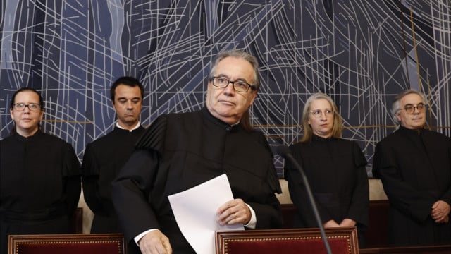 TC bloque la Loi sur les Étrangers. Cinq normes déclarées inconstitutionnelles