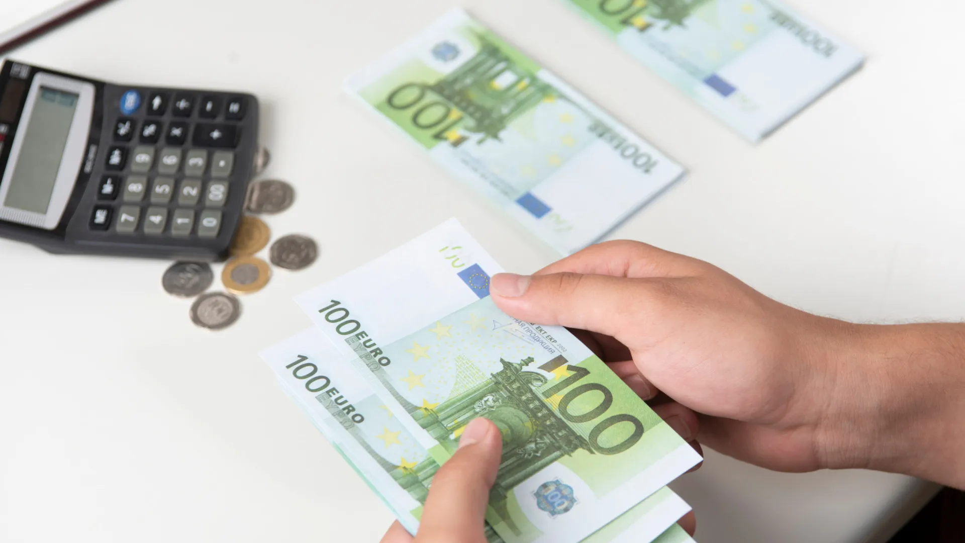 Le gouvernement prépare de nouvelles augmentations pour la fonction publique. Voyez les montants.