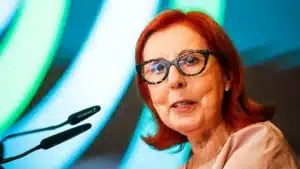 Le gouvernement va clarifier les règles d'accès au réseau électrique et les autorisations.
