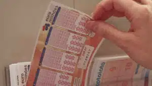 Le "jackpot" est à nouveau cumulé. Au Portugal, il n'y a que des cinquièmes prix.