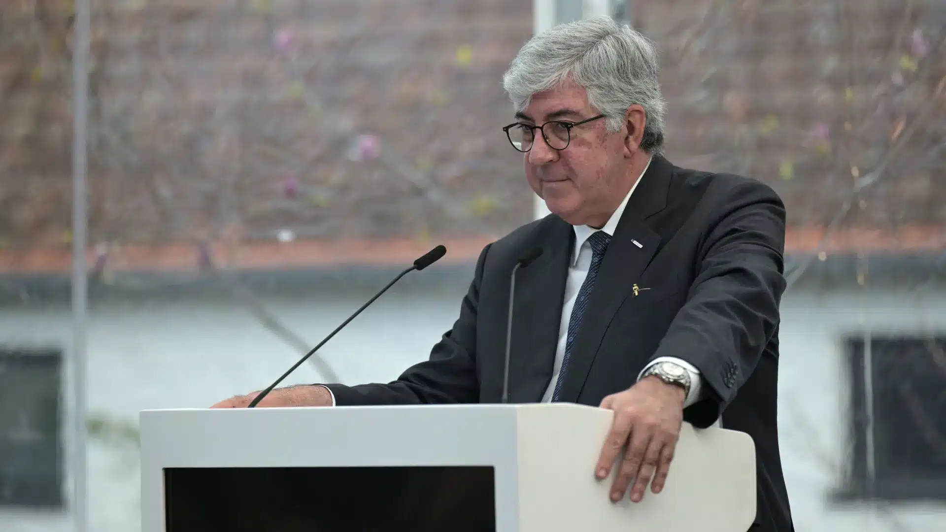 Le recteur de l'U.Porto refuse de commenter les paroles du ministre de l'Éducation.
