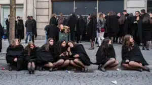 Les étudiants demandent un Sénat académique "urgent" pour le cas de la médecine.