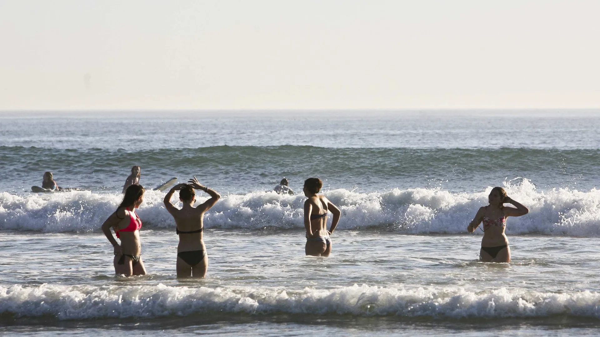 Levée du déconseillement de se baigner sur la plage de Matosinhos.