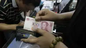 L'internationalisation de la monnaie chinoise dépend des « règles et du marché ».