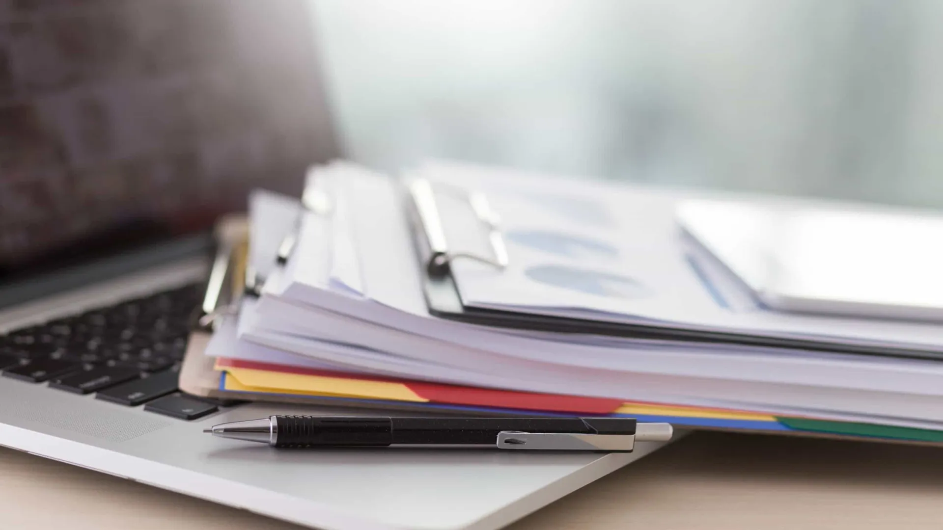 Loi du travail : Le gouvernement se réunit à nouveau avec les partenaires sociaux ce mois-ci.
