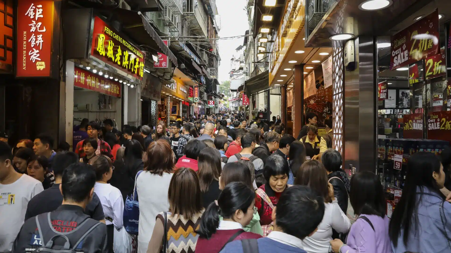 Macau abaisse le taux d'intérêt de référence pour la première fois cette année à 4,5 %.