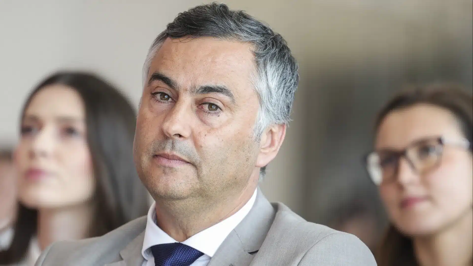 "Même avec des horaires à remplir, les élèves ont cours."