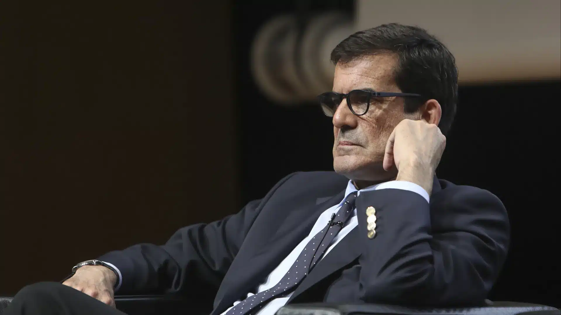 Moreira a ordonné de réduire les horaires de l'Eskada à cause des plaintes.