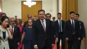 "Nous voulons ouvrir des portes aux entreprises portugaises", déclare Montenegro à Pékin
